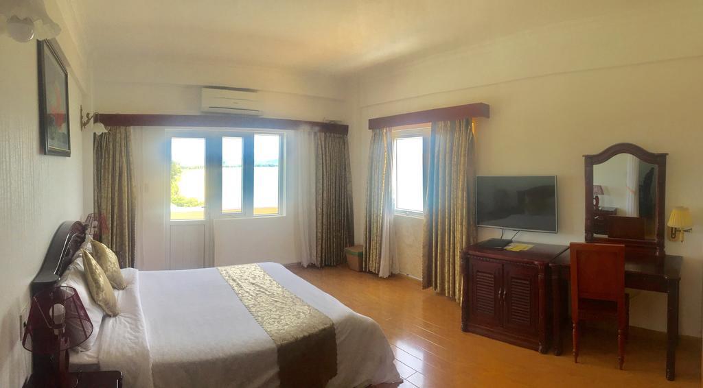 Hoang Yen Hotel Куи Нхон Екстериор снимка